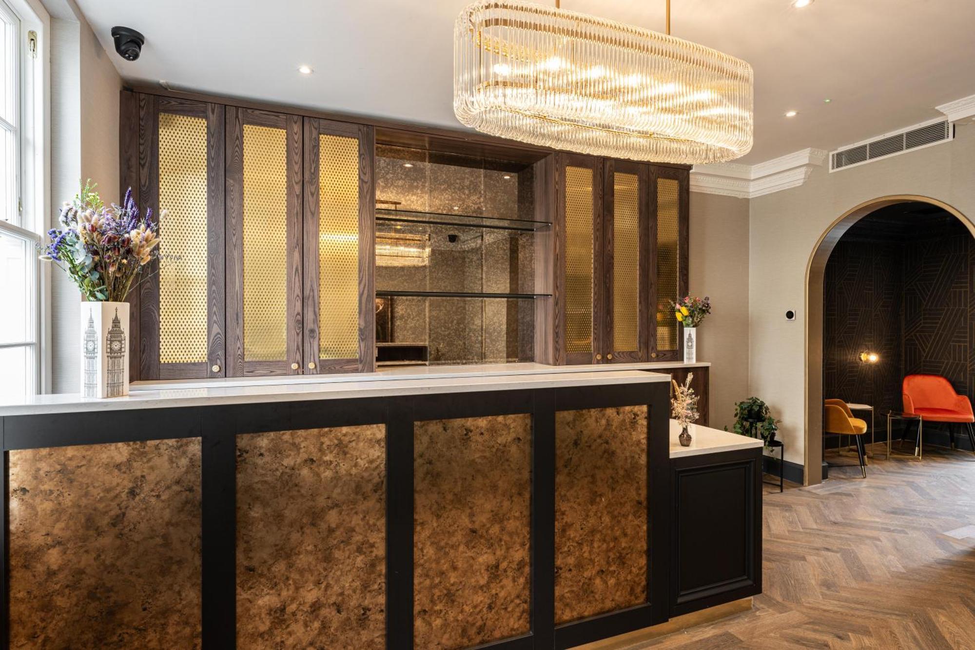 The House On Warwick Hotel London Exterior photo